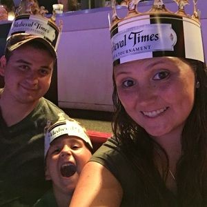 Meet your Posher, Taylor